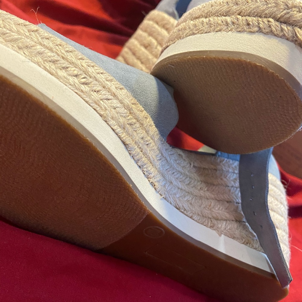 Wedges - Picture 6 of 6